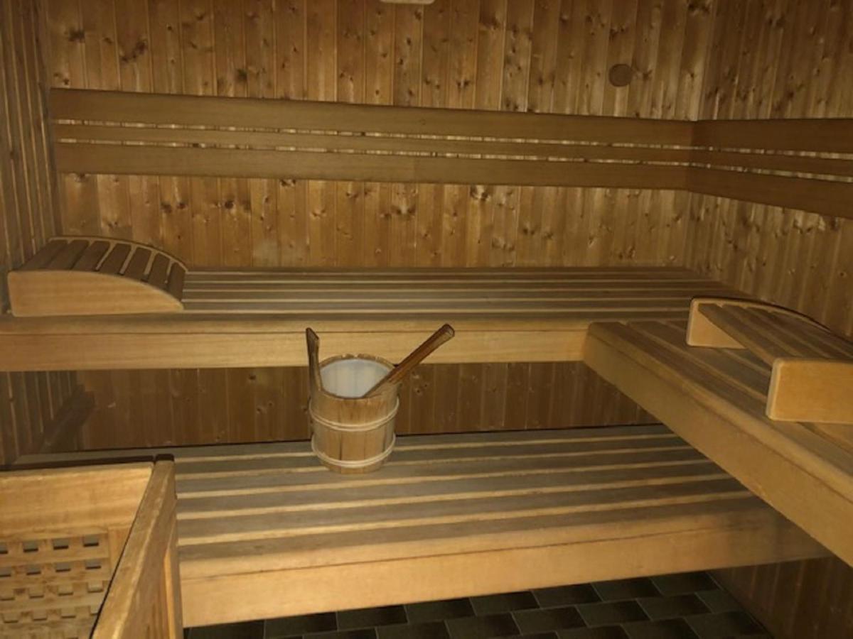 Pied-A-Terre In Crans-Montana, Pool And View - Swiss Alps Leilighet Eksteriør bilde